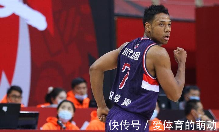资讯|CBA直播:苏州肯帝亚VS广州龙狮资讯推荐 球队大哥领新生代赢下比赛