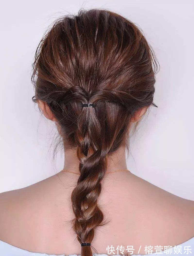 披头|女人四十,就别披头散发!今年都扎这“低马尾”,减龄,女人味足