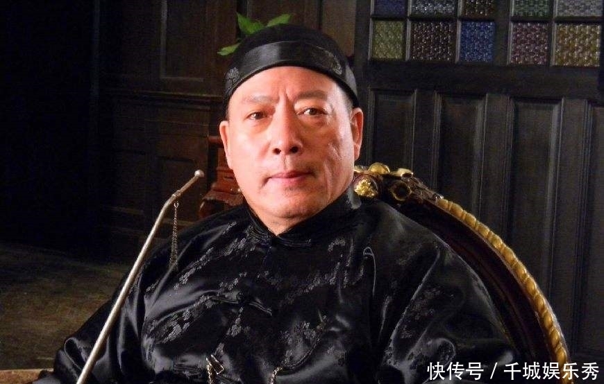 杜月笙|在这场名流宴会上,戴着四克拉大钻戒的杜月笙,为什么还会自卑