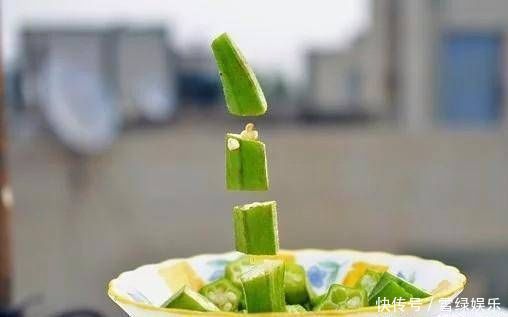 秋葵泡水喝可以降血糖吗？别在疑惑了，内分泌专家为你揭开谜底