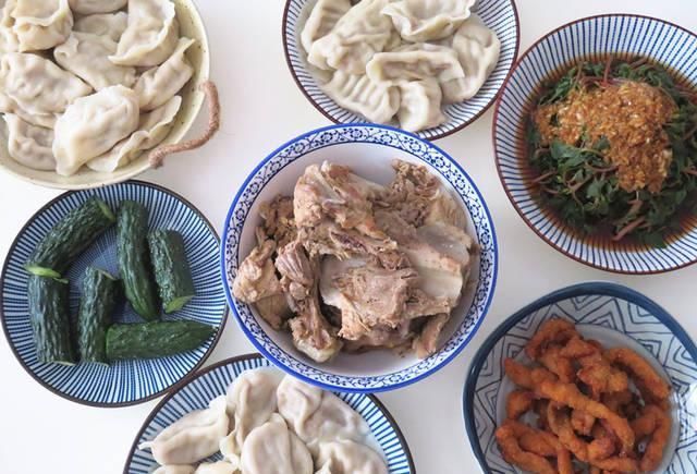 周末小姑子来串门,我准备了几道菜,还包了饺子,老公嫌寒酸