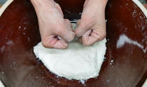 诀窍|无论和什么面，牢记2个手法，面再软都不粘手，老师傅诀窍真实用