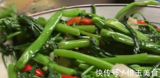 下饭菜|农家下饭菜有哪些，一盘空心菜一盘炒蛋，端上桌开胃下酒两不误