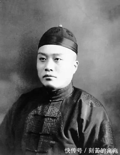 于成龙@古代进京赶考的考生,随身都携带有盘缠,为何山贼没有抢劫他们