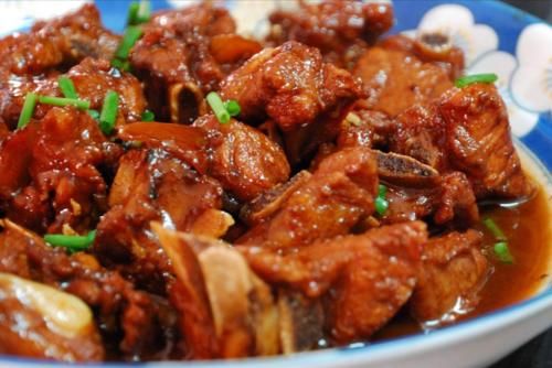 买排骨时，挑“前排”还是“后排”？牢记4不买，谁也不敢忽悠你