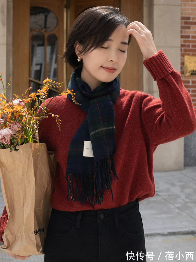 穿搭 红色毛衣就是时髦、洋气!搭配半身裙、羽绒服、大衣简约又高级