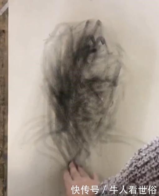 毒液$史上最强美术生, 徒手绘画毒液, 成品看的网友失神