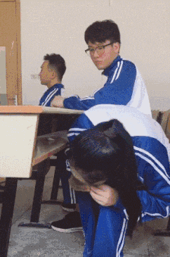 |搞笑GIF：娶到这样的新娘 以后的日子肯定不会无聊