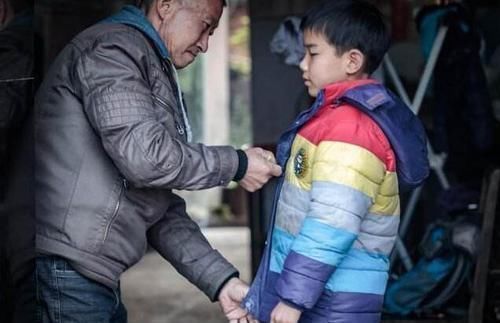 回家|“妈妈,你说要带我一起走的”,孩子把东西收拾好,妈妈却先走了