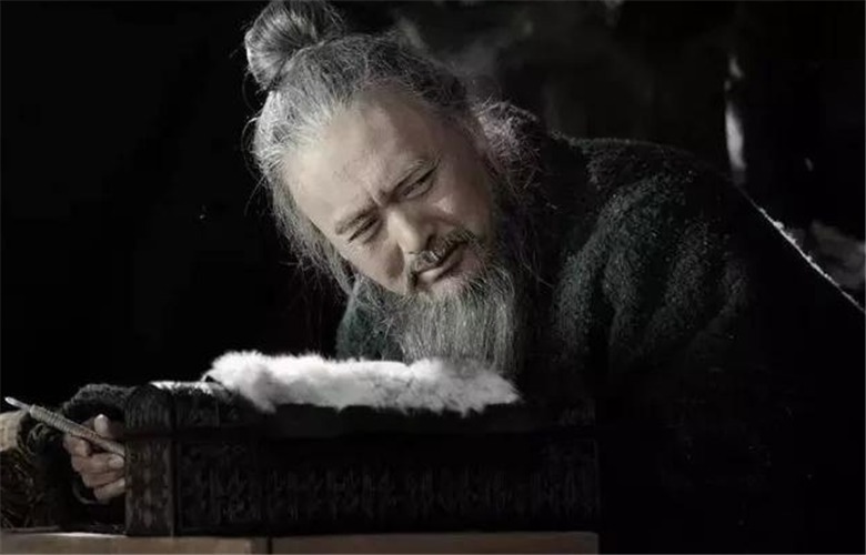 刘贺|孔子传统形象被颠覆?海昏侯墓被发掘,一个破旧屏风泄露真相