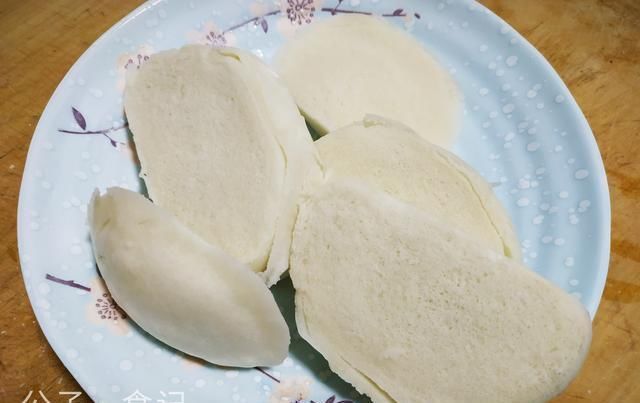 外酥|剩馒头别再馏了,试试这样做,外酥里嫩,孩子说比汉堡好吃