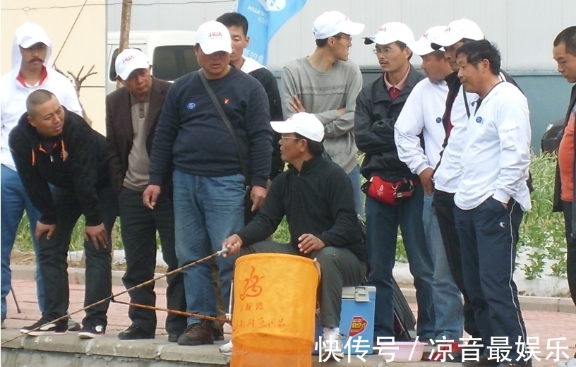 钓鱼界|李大毛:钓鱼界的第一游钓达人,手竿“擒获”150斤巨青一战成名