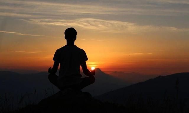 养生之道|中年人的养生之道,谨记这4点,让我们越来越健康