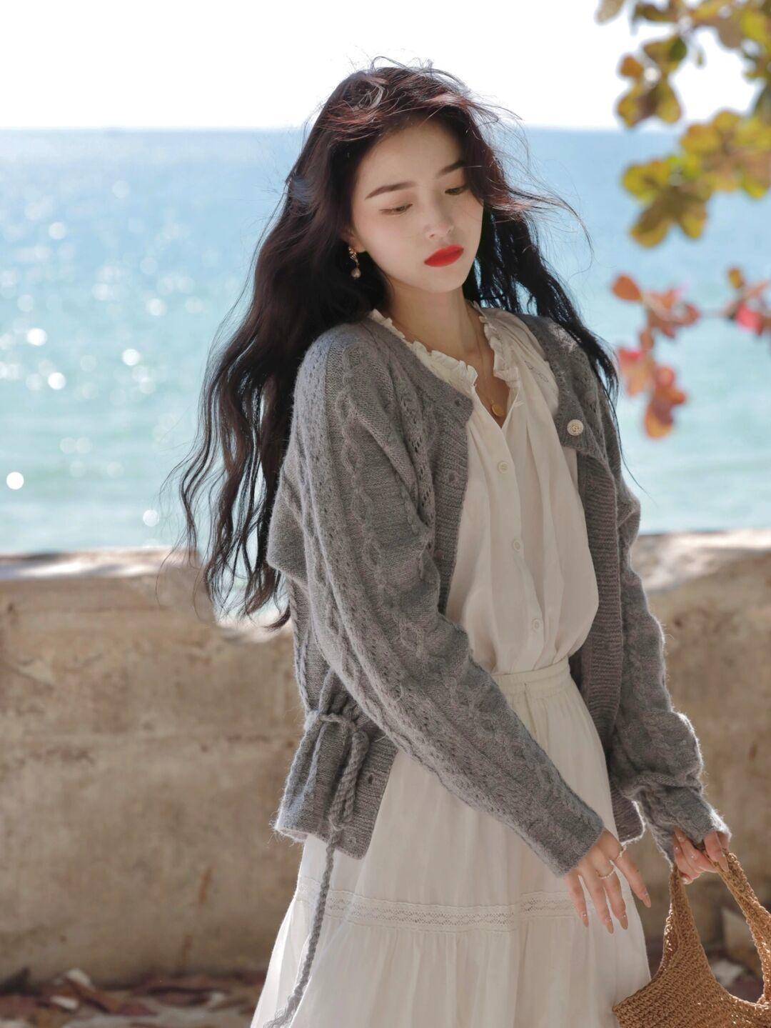 造型 “毛衣”怎么穿高级又洋气?看看这些穿搭造型,柔软舒适又显气质