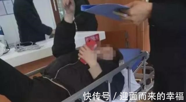 医院|洗澡时滑倒!7月大胎儿从双腿间滑出,20岁女愣住:这是我生的?