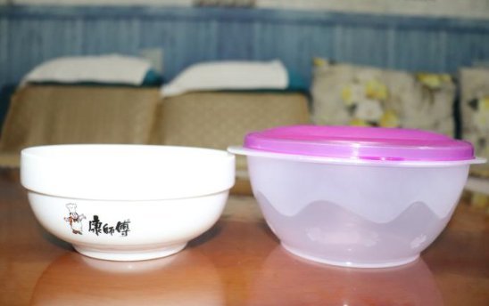 泡面|同样2元的泡面,康师傅和统一对比食材,看清后,网友康师傅完胜