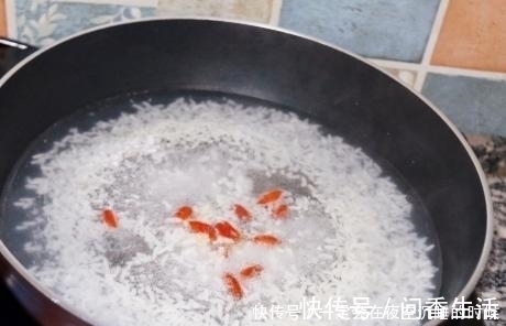 醪糟|早餐,简单一冲就搞定,我隔三差五给孩子喝,高蛋白易吸收