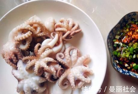 步骤|白灼八爪鱼为啥咬不动？海边渔民指出做错的步骤，原来这做法才对