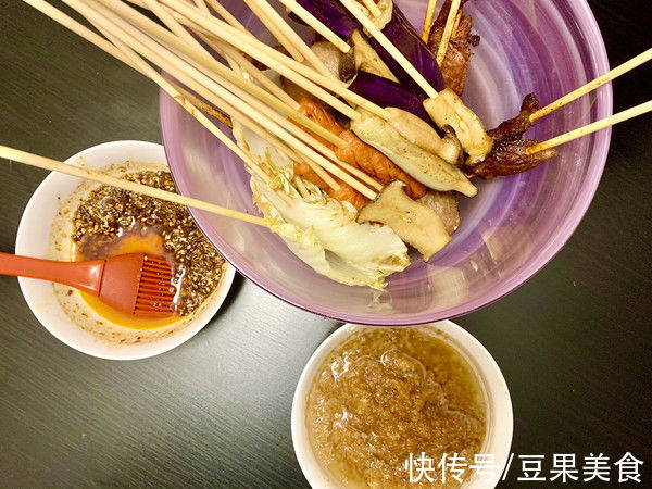 蒜蓉酱|每次做这道炸串，隔壁小孩都会来敲门