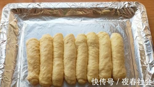 蛋黄液|免揉面包懒人做法,不用揉面,不揉手套膜,出炉柔软又拉丝,真香