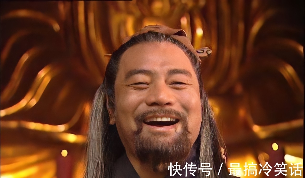 任我行#为何令狐冲学会“独孤九剑”后几乎无敌?笑傲时代高手不超过三个