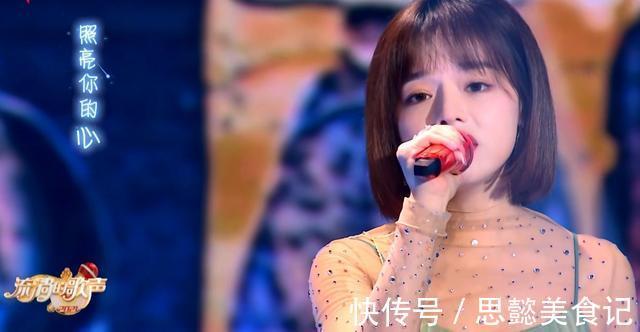 中国好声音:黄霄云转身两次救不了选手,小导师的存在有何意义?