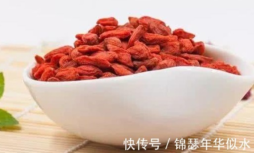 枸杞|老中医提醒要少吃枸杞，最好是不吃，知道原因的都早已注意！