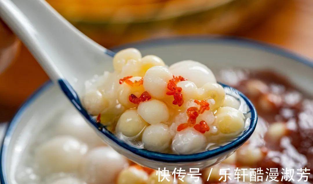 小丸子|敷面膜不如多吃它!喝一口美又润,每年秋天都不能错过!