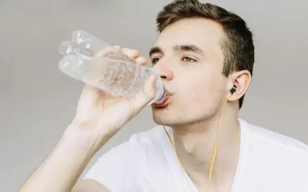 阳池穴|血糖高的人,饭后有3种表现,若一个不占,血糖还算稳定