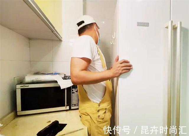 油污|杭州姑娘买下老房嫌太脏,请7名保洁师打扫清理,网友:太专业了