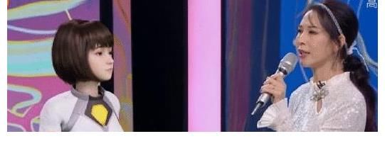 谢娜吴昕将加入“你好星期六”,维嘉一月录新节目,海涛忙于带货
