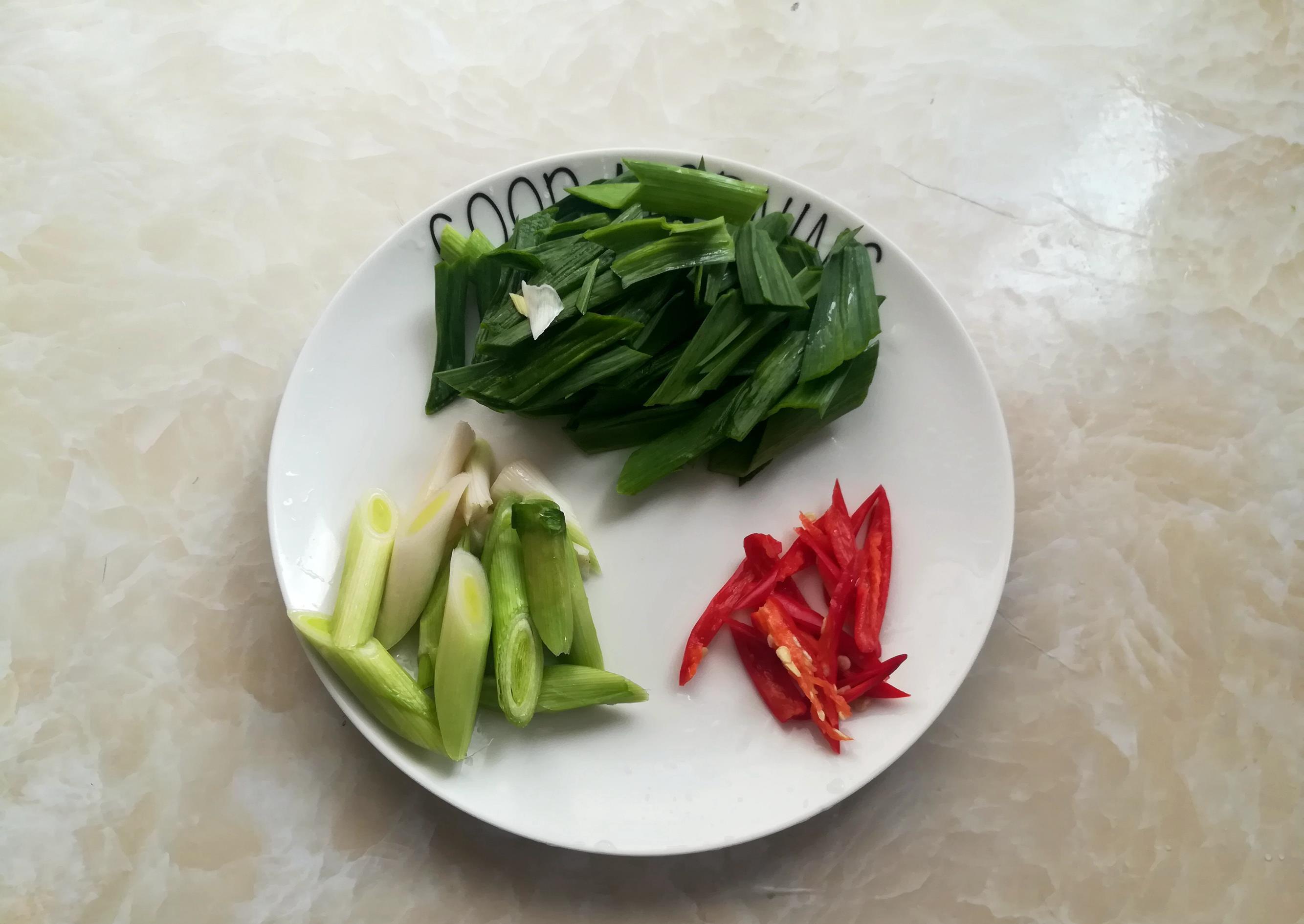 三角豆腐|煎豆腐有技巧，学会一个小动作，豆腐不碎不粘锅，营养又好吃