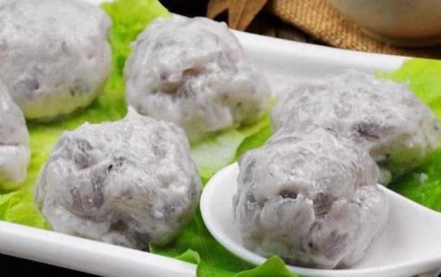 孩子特别爱吃的虾滑，制成紫菜虾滑汤，保管吃上两碗饭