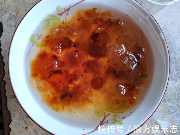 玫瑰|女人喝了这碗羹,皮肤不再干燥,补气养血,经常吃面色红润有光泽