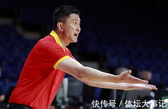 胡明轩|30分败给加拿大!杜锋爱将对比,胡明轩轰下24分,吴前8中1拿4分