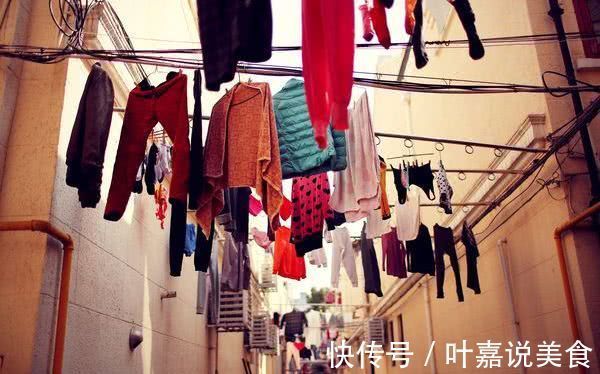 “洗衣液”和“洗衣粉”哪个好以前不了解，难怪洗衣效果不好