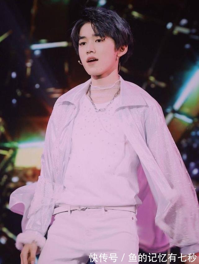 《王牌對(duì)王牌》里面的嘉賓宋亞軒，是什么背景？