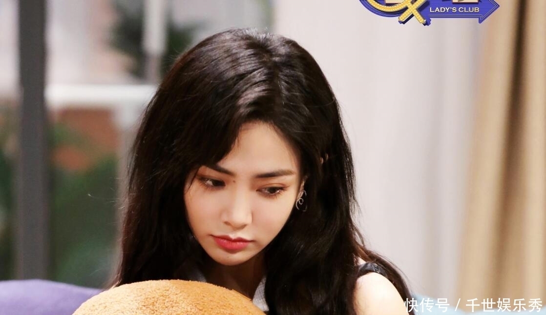 爆款 《姐妹俱乐部》模式新颖,立意满分,但因一处尴尬节目恐难成爆款