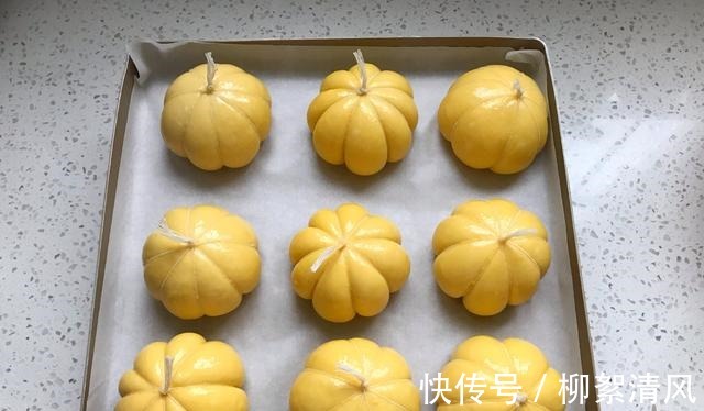 孩子超爱的创意点心南瓜小面包，口感松软，香甜可口，超可爱！