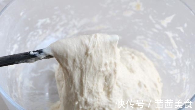 红糖饼|懒人早餐面食，连面都不用揉不用发，5分钟搞定可多赖床