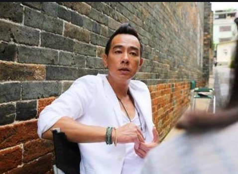 他才是《古惑仔》原定“山雞”,敗給了“痞氣”,才成就了陳小春