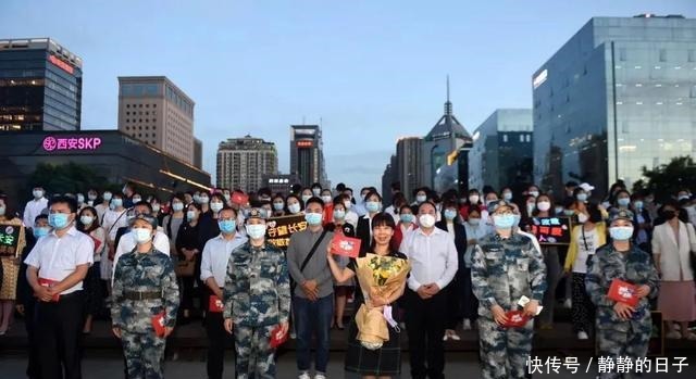 我们用最高“国礼”向英雄致敬!