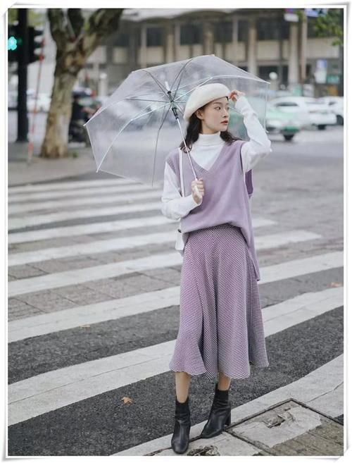 学习春季的高级叠穿法，一件马甲就够了，百搭实用