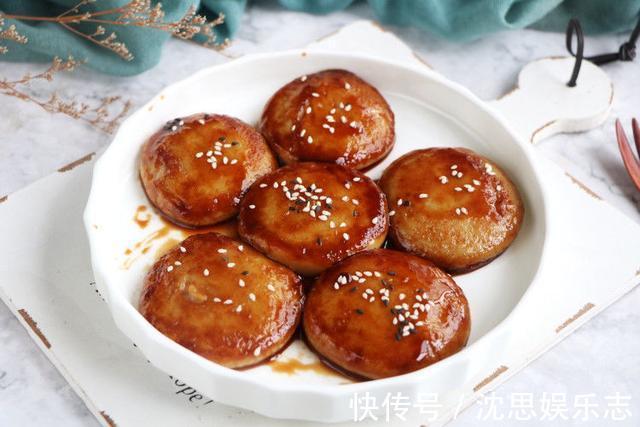 一款甜糯无比的滋粑,半个芋头1碗糯米粉,比汤圆都好吃