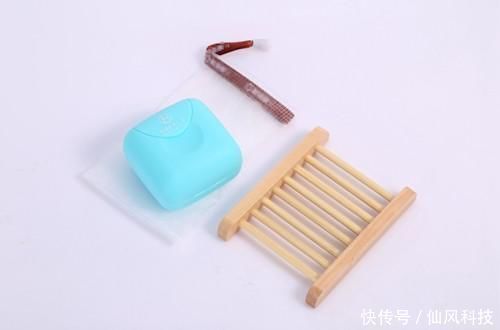 做面部清洁时,洁面皂真的比洗面奶更好吗?