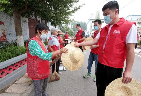 体彩|“体彩送清凉活动”连续九年初心不变 临沂体彩送“凉爽”更是送“暖心”