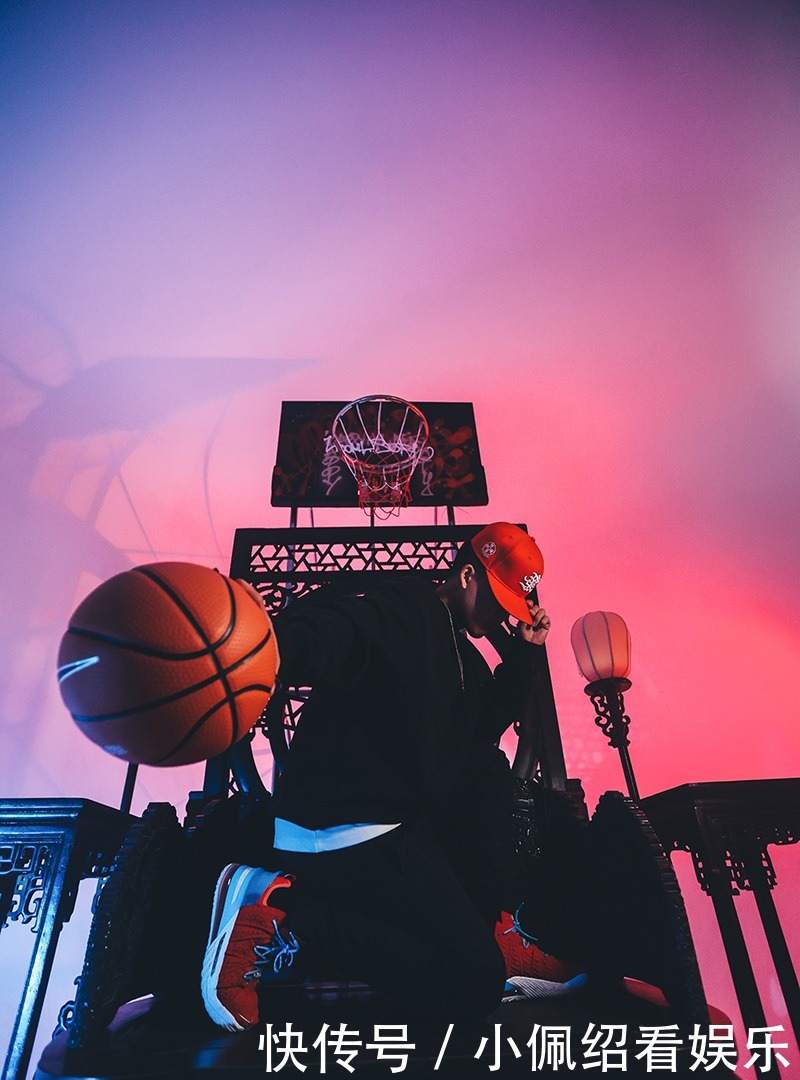 Nike保密程度极高的「神秘新鞋」终于解禁!还有特殊彩蛋释出