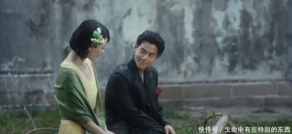 堕落|《第一炉香》:张爱玲23岁的成名作,讲透女大学生的堕落与贪婪