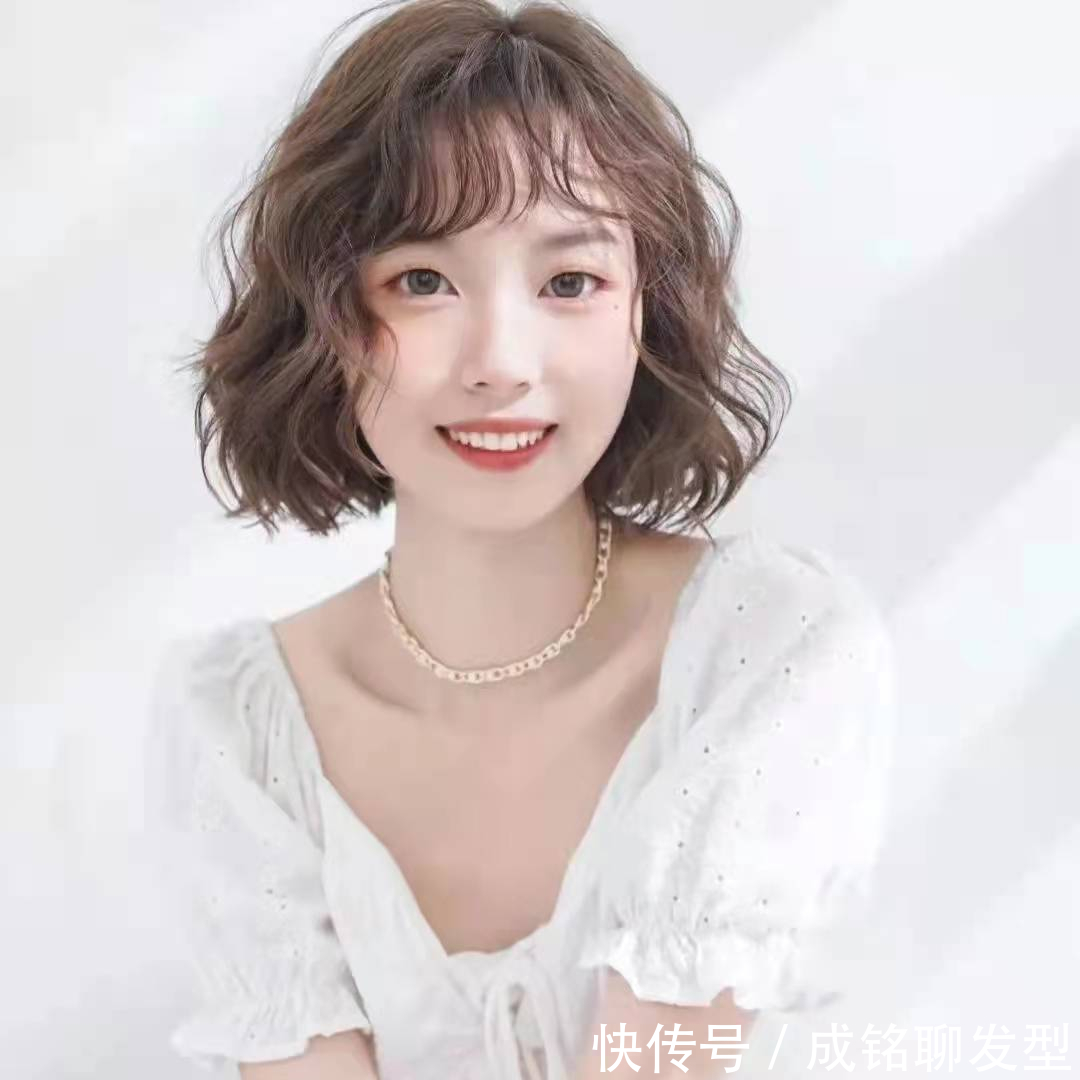 波纹 短发怎么烫好看?这四种超人气网红烫发,只要能中三种你就是女神
