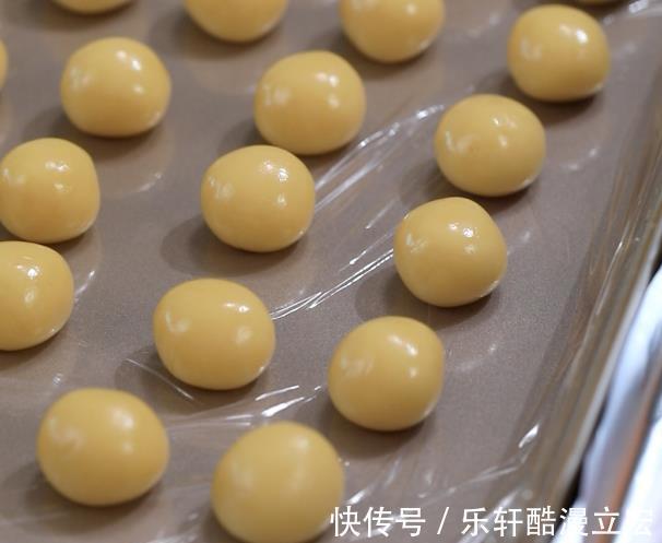 步骤|一斤板栗一碗面,配方比例全告诉你,教你做味道绝绝子的板栗月饼